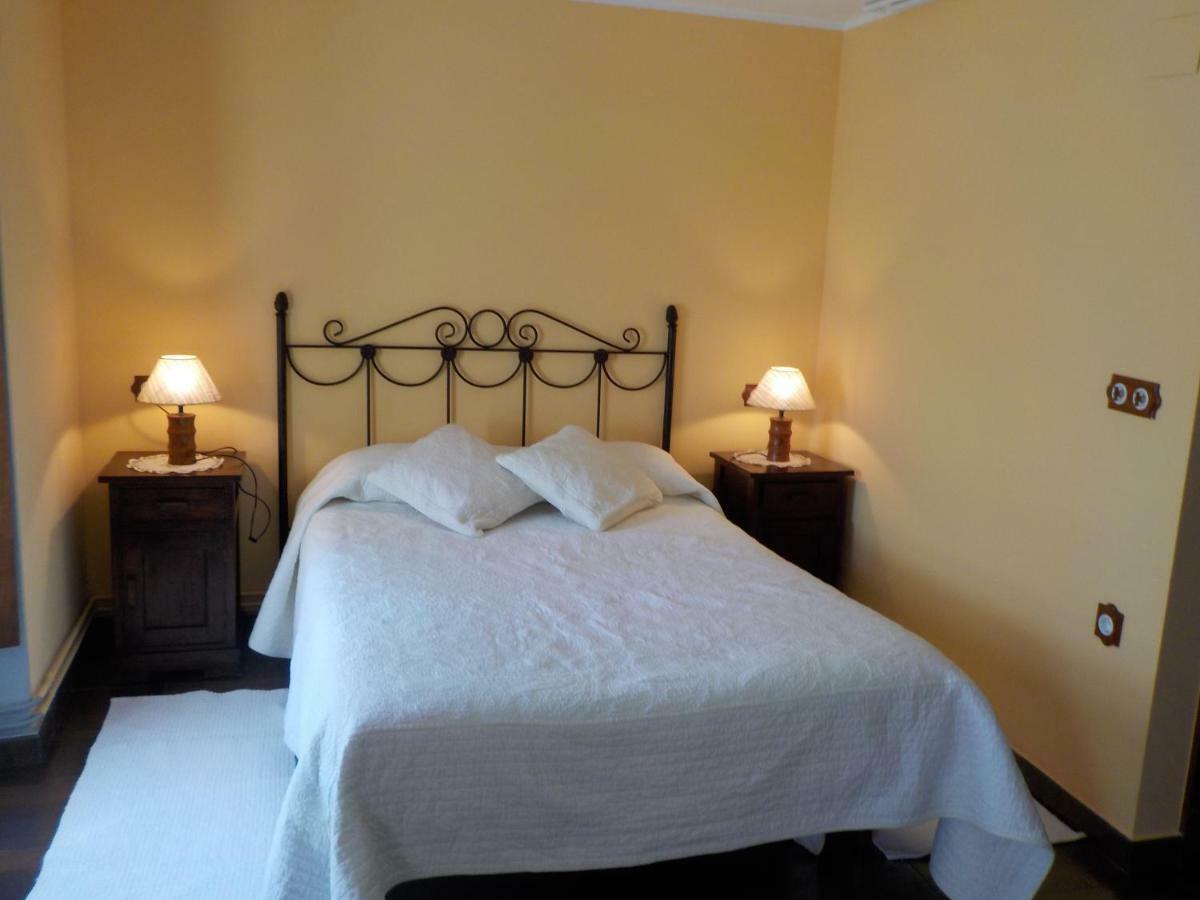 Apartamentos Rurales La Husteriza Ruenes Bagian luar foto