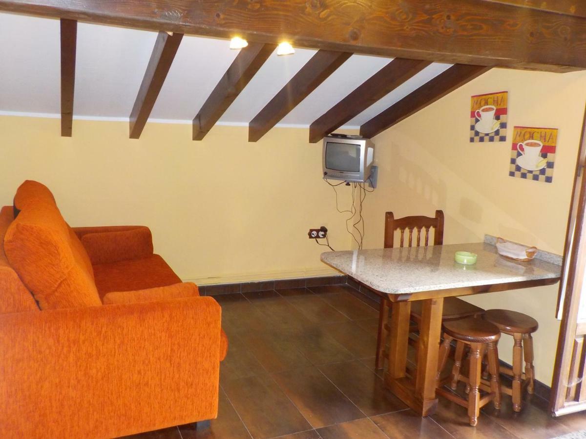 Apartamentos Rurales La Husteriza Ruenes Bagian luar foto
