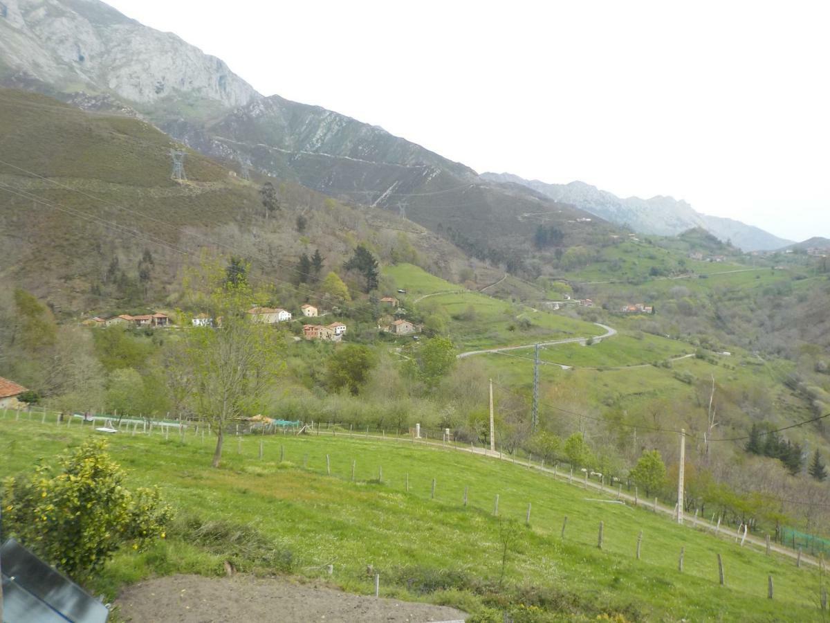 Apartamentos Rurales La Husteriza Ruenes Bagian luar foto